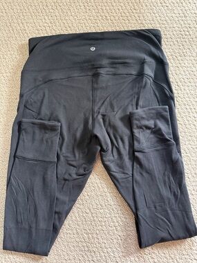Lululemon Black High-Rise Pocket Leggings